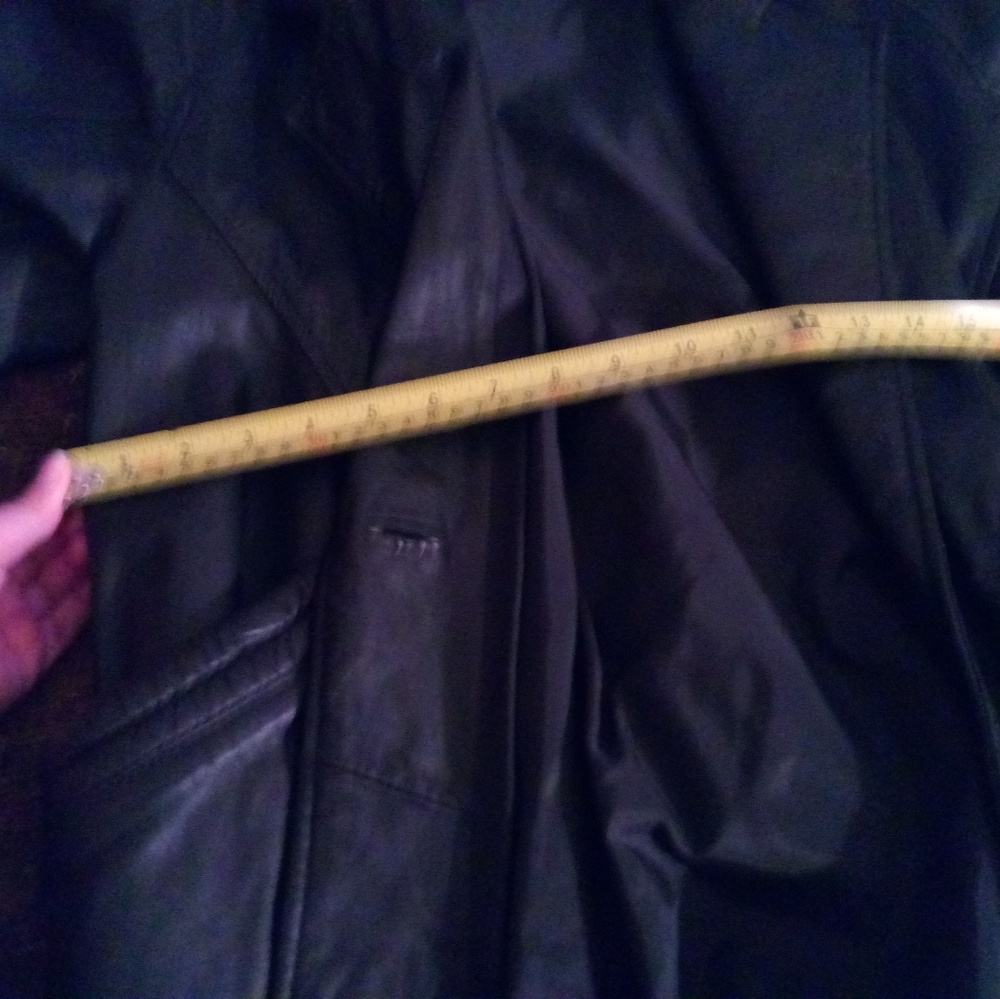 Long, leather coat - Picture 6 of 8
